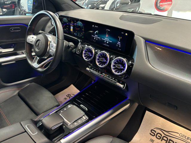 MERCEDES-BENZ GLA 180 d AMG Premium Automatico