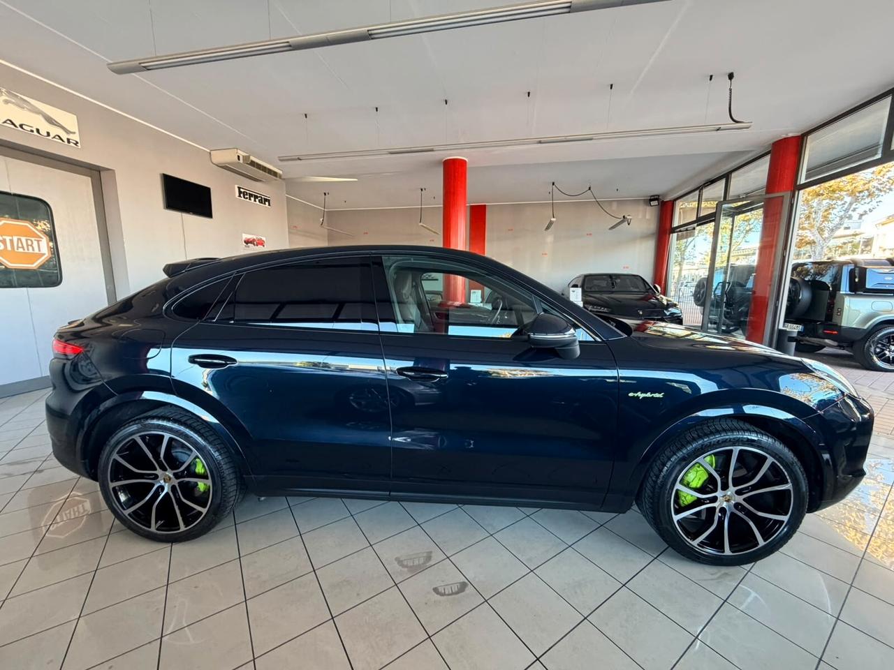 Porsche Cayenne Coupé 3.0 V6 E-Hybrid PLATINUM IVA ESPOSTA