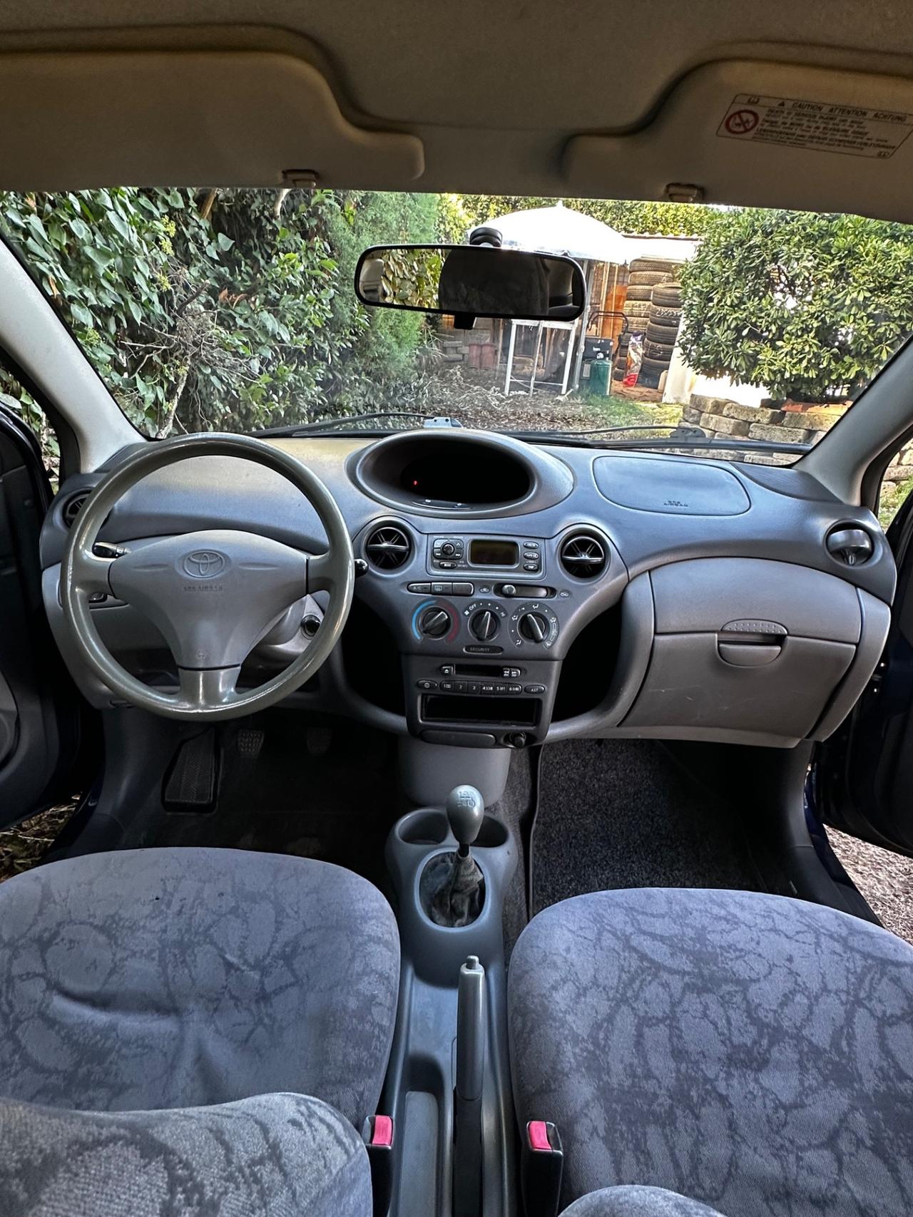 Toyota Yaris 1.0i 16V cat 3 porte Sol
