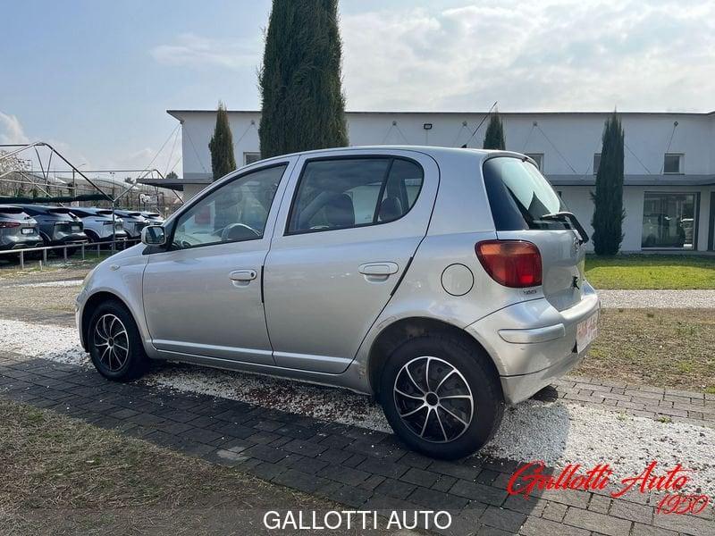 Toyota Yaris Yaris 5p 1.0 Expo s/clima