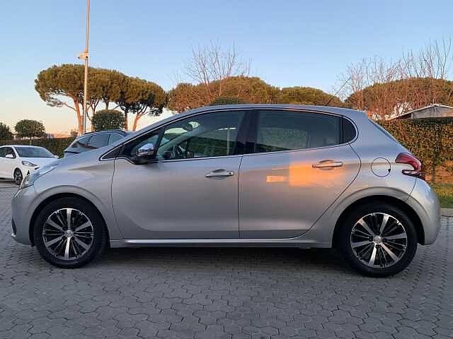 Peugeot 208 BlueHDi 100 5 porte Allure