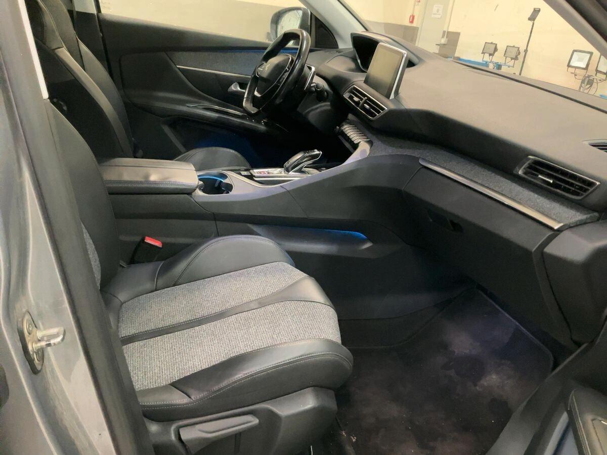 Peugeot 3008 BlueHDi 130 cv Allure