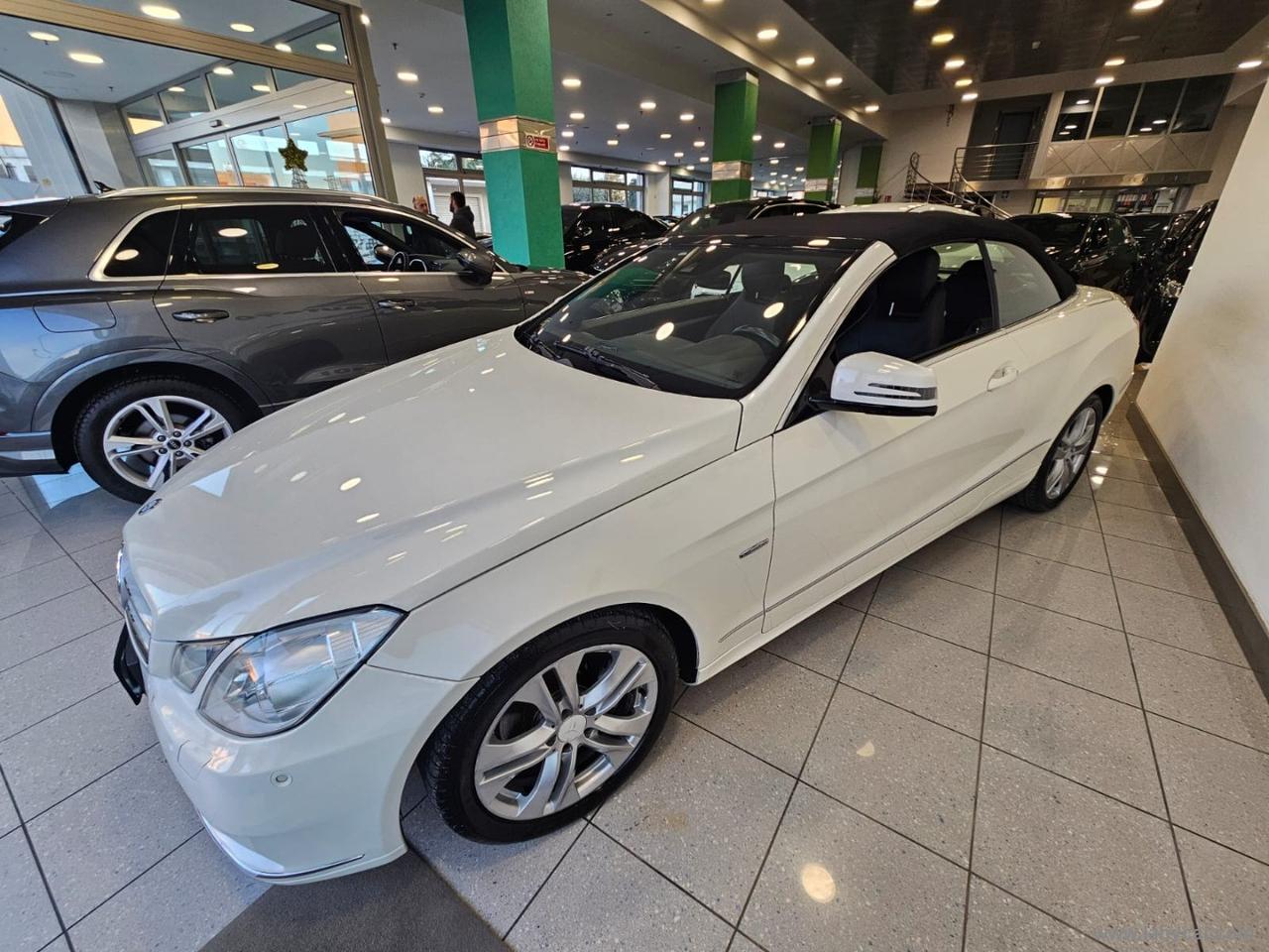 MERCEDES-BENZ E 220 CDI Cabrio BlueEFF. Avantgarde