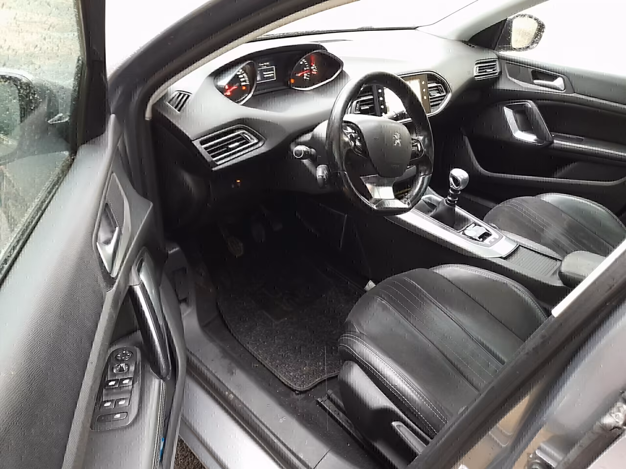 Peugeot 308 1.6 e-HDi 115 CV Stop&Start SW Allure