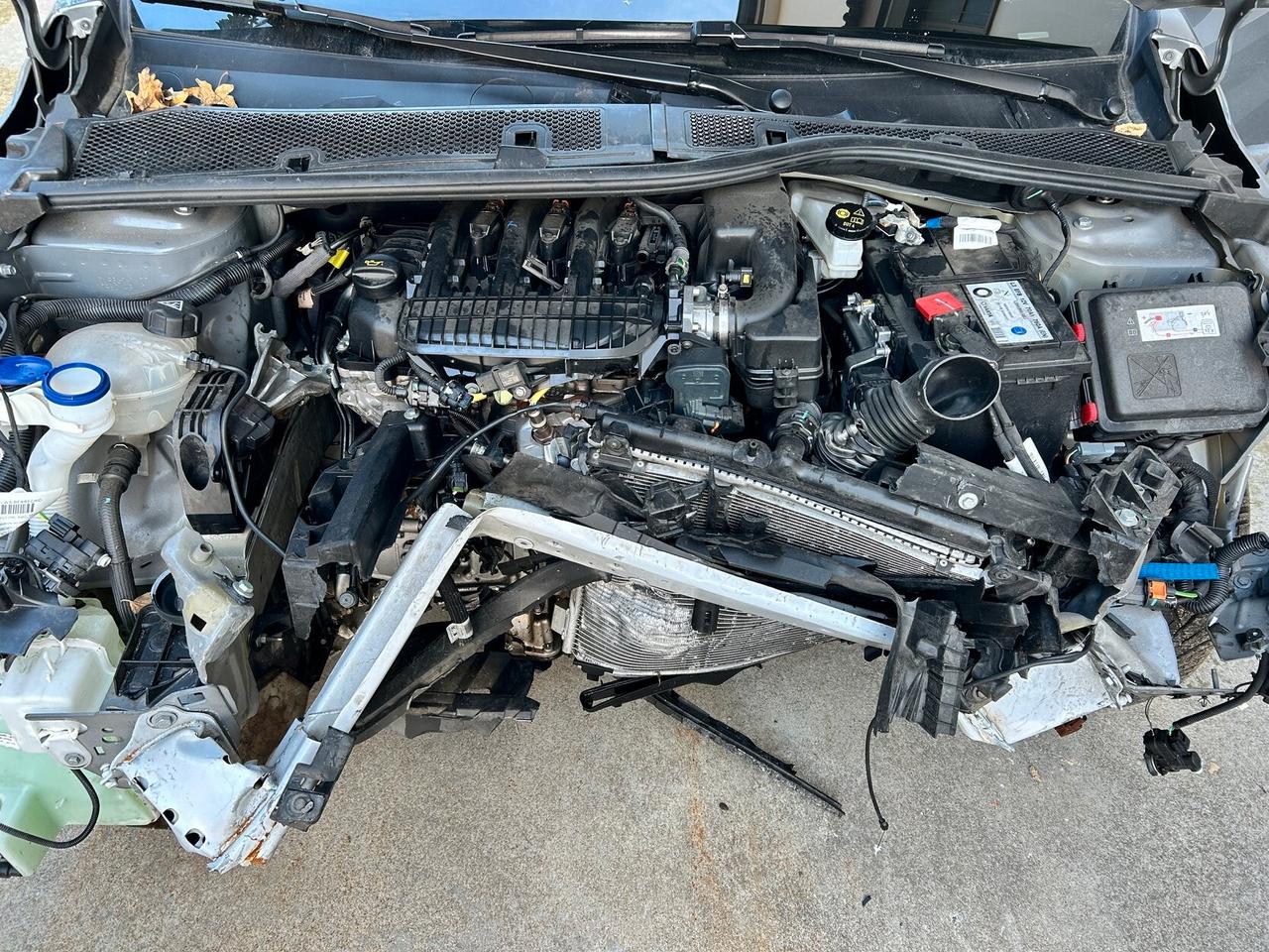 Peugeot 208 1.2 Benzina 75CV - 2024 Incidentata