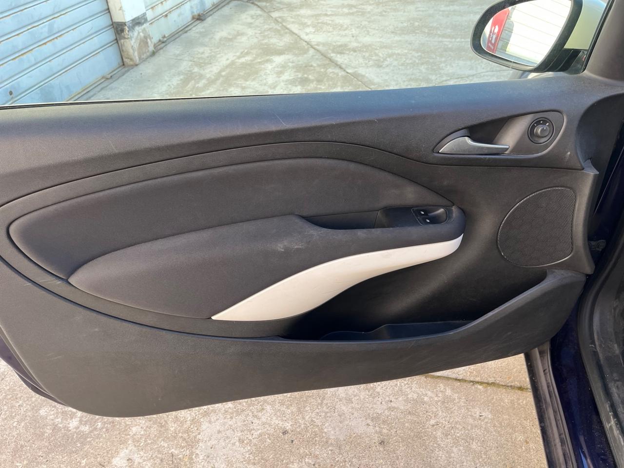 Opel Adam Rocks 1.2 70 CV Air