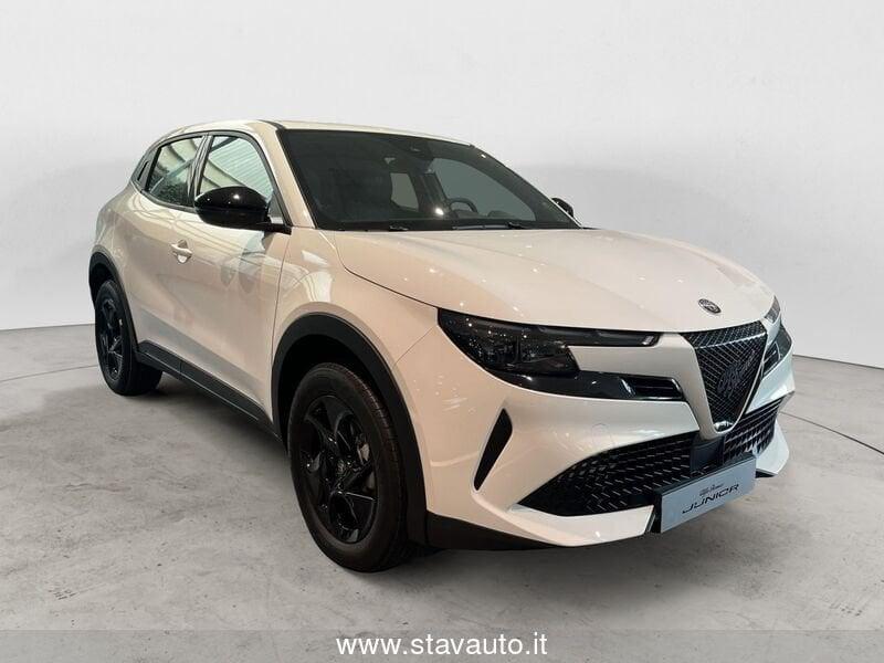 Alfa Romeo Junior 1.2 136 CV Hybrid eDCT6