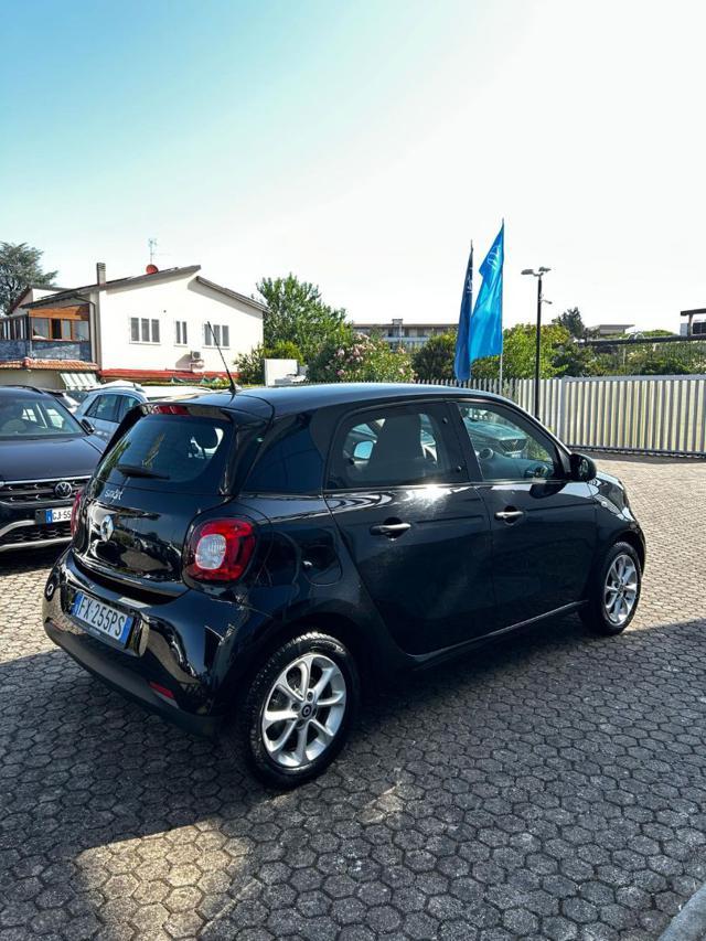 SMART ForFour 70 1.0 Passion