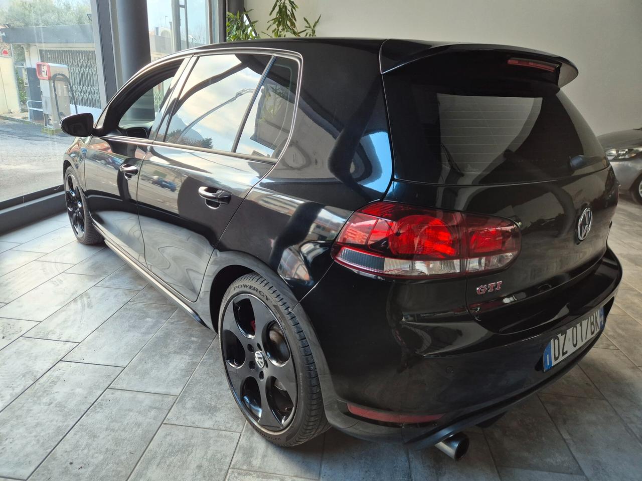 Volkswagen Golf GTI 2.0 TSI 5p.