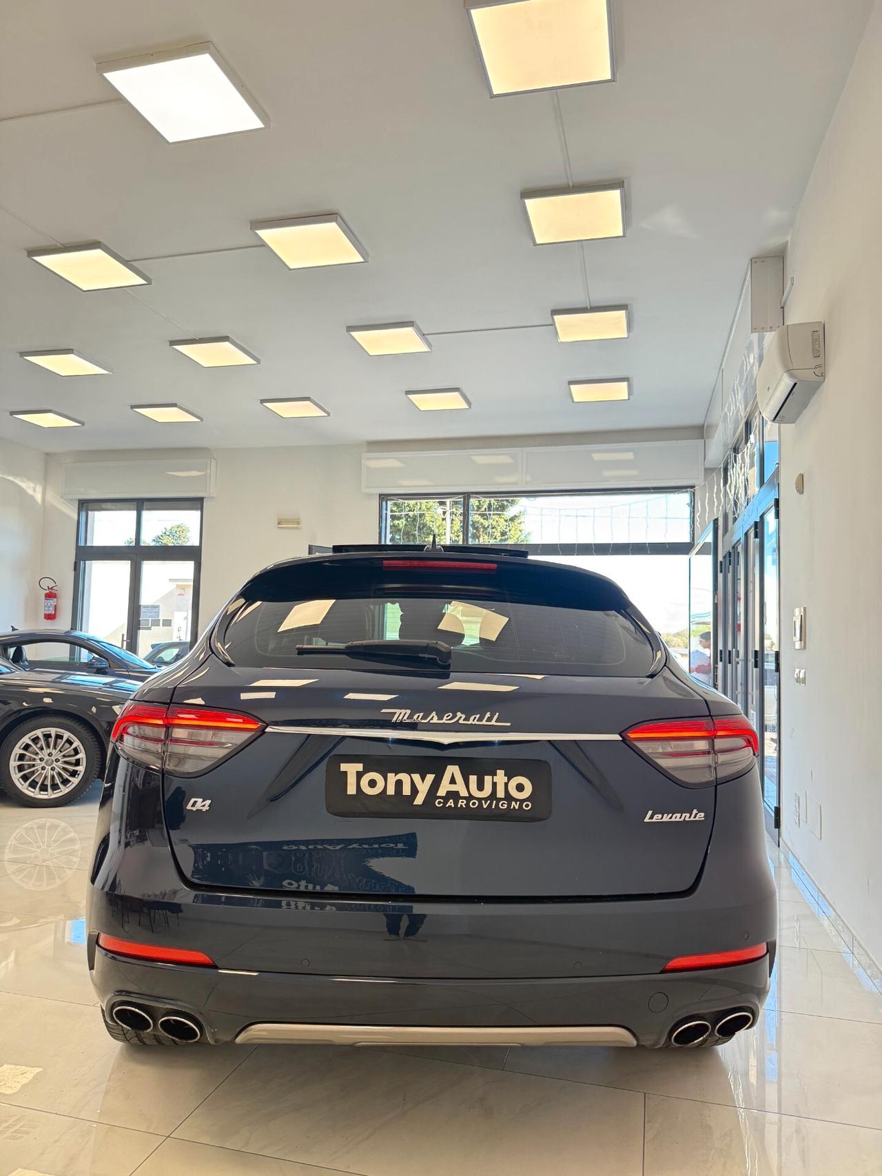 Maserati Levante 3.0 V6 Granlusso 250cv auto TETTO APRIBILE,APPLE CARPLAY,TELECAMERA,NAVIGATORE,PELLE