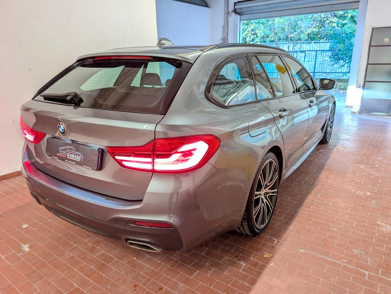 Bmw 520 520d xDrive Touring Msport
