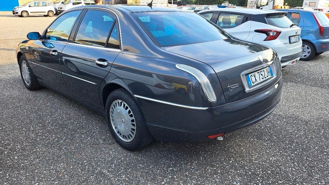 Lancia Thesis 2.4 JTD 20V Executive