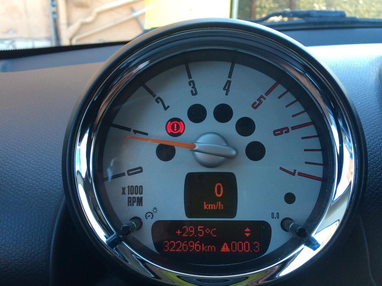 2011 Mini Cooper D Countryman 1.6 tagliandata !! per neopatentati!!!