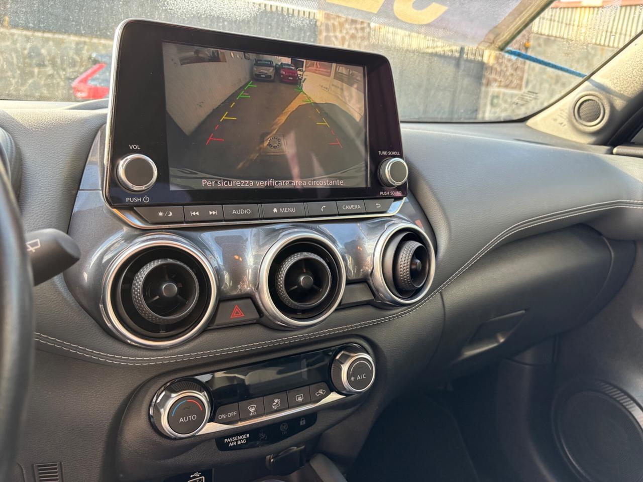 Nissan Juke 1.0 DIG-T 114 CV N-Connecta