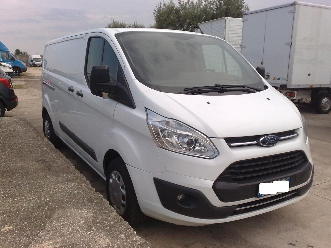 Ford Transit Custom 2.0tdci P.LUNGO - 2017