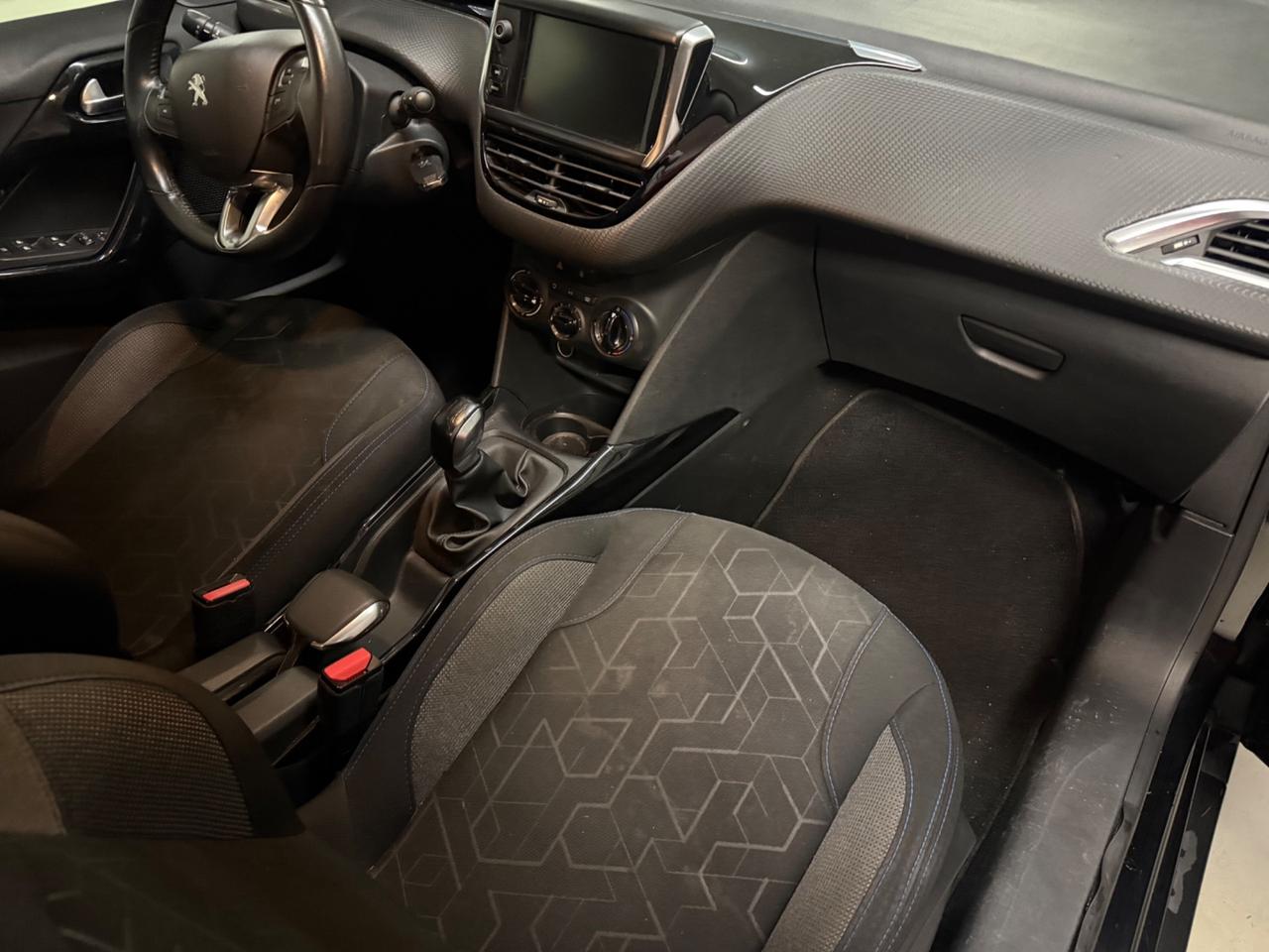 Peugeot 2008 PureTech 82 S&S Allure