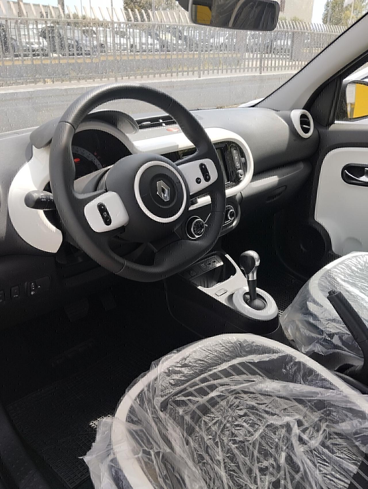 RENAULT New Twingo E-Tech 100% Electric Km0