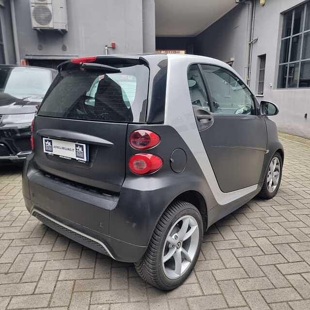 Smart fortwo 1000 52 kW MHD coupé passion