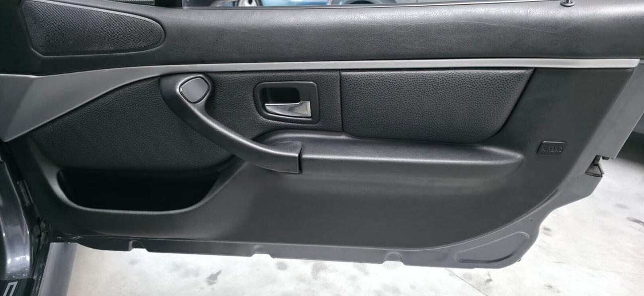 Bmw Z3 1.9 Stahl-Grau