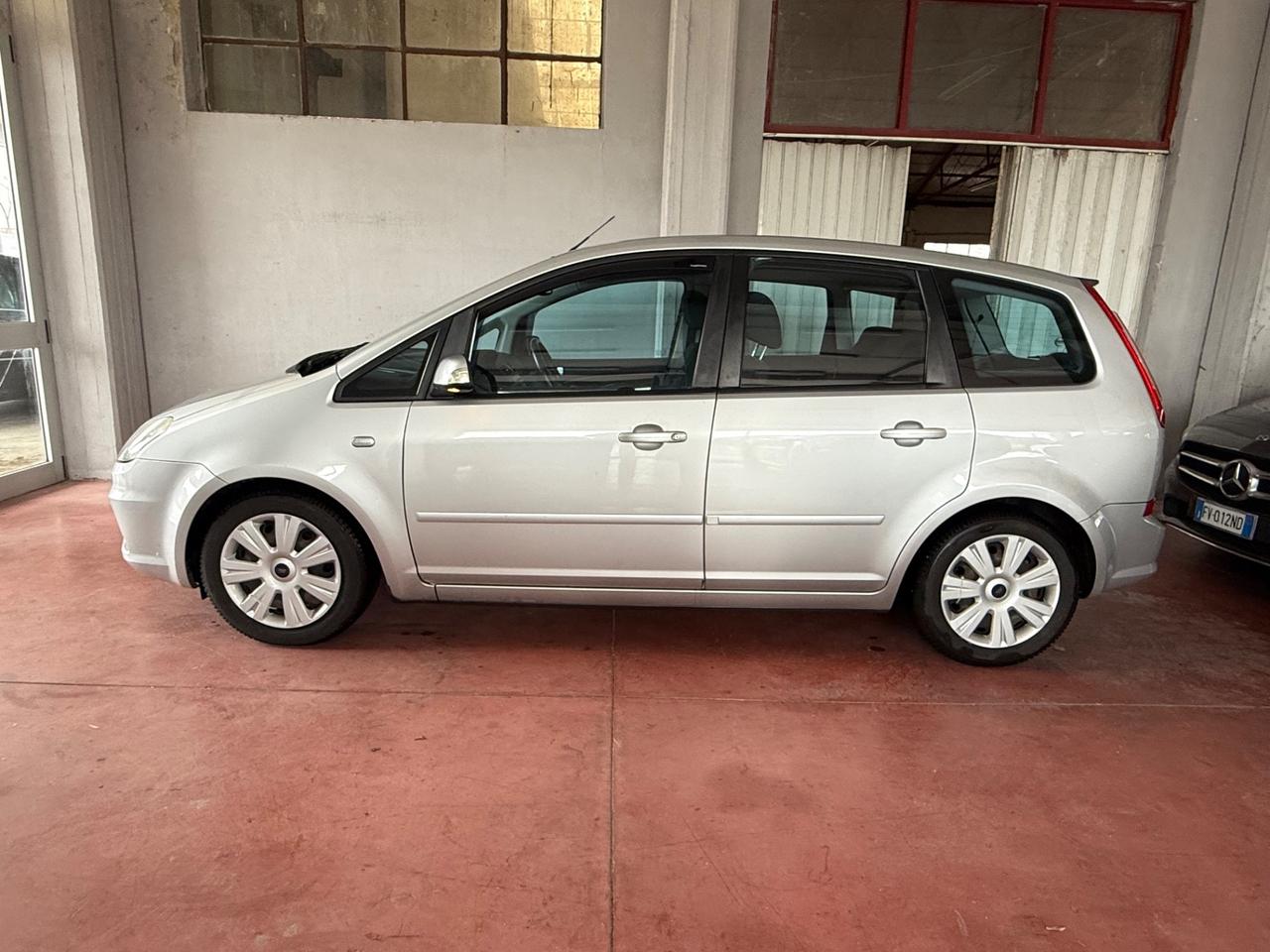 QUALITYCARS PESCARA PROPONE Ford C-Max Focus 1.6 TDCi (90CV) Ghia