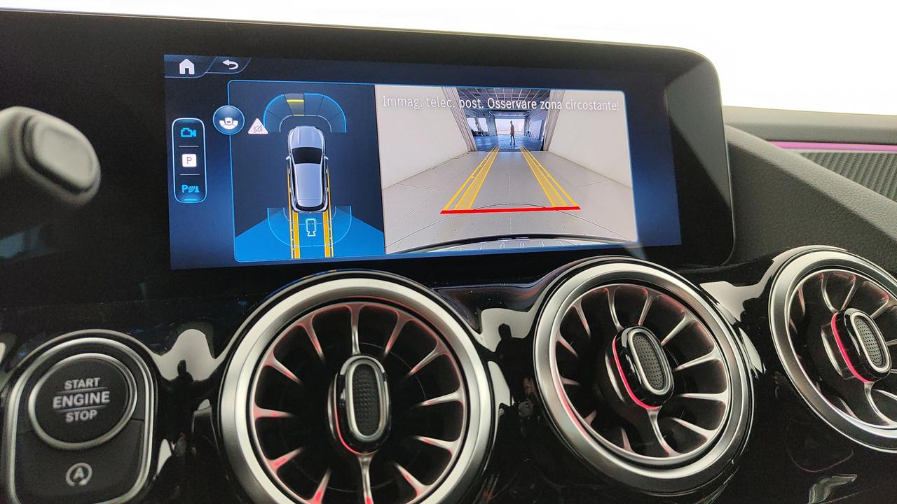 Mercedes-Benz GLA 200 d automatic