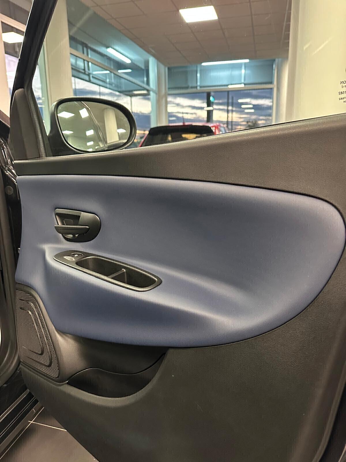 Lancia YPSILON 1.0 Platino 2024 KM AZIEND TELECAMERA