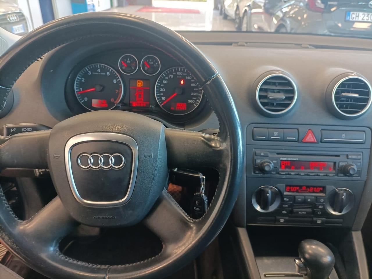 Audi A3 2.0 16V FSI tiptronic Ambition