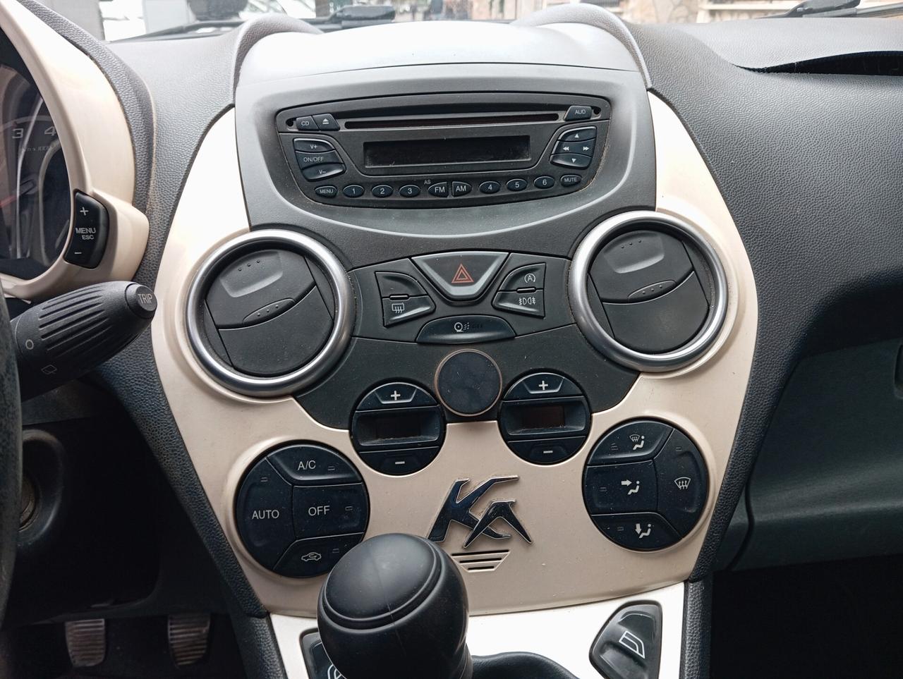 Ford Ka 1.2 Titanium E5 X NEOPAT.