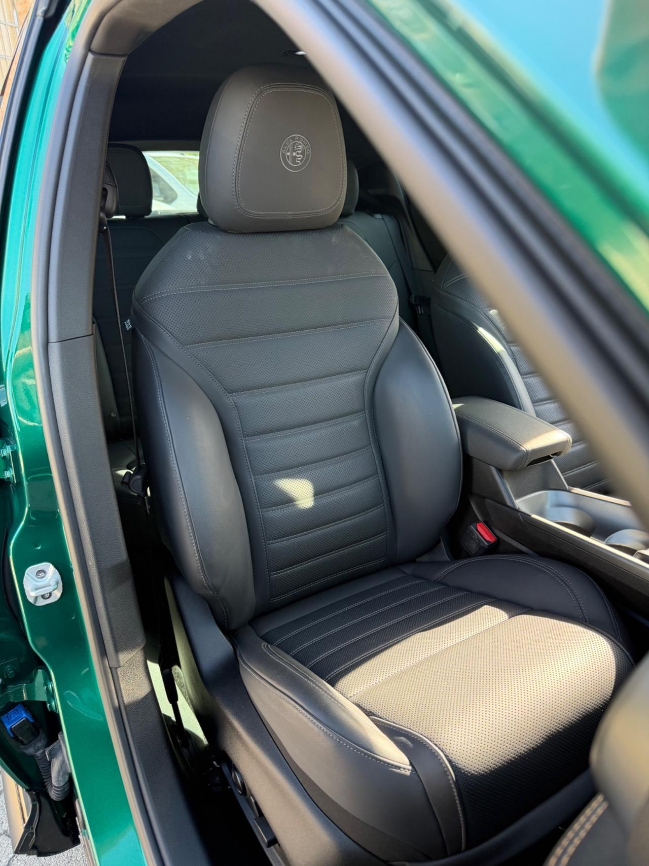 Alfa Romeo Tonale 1.3 280 CV PHEV AT6 Q4 Veloce