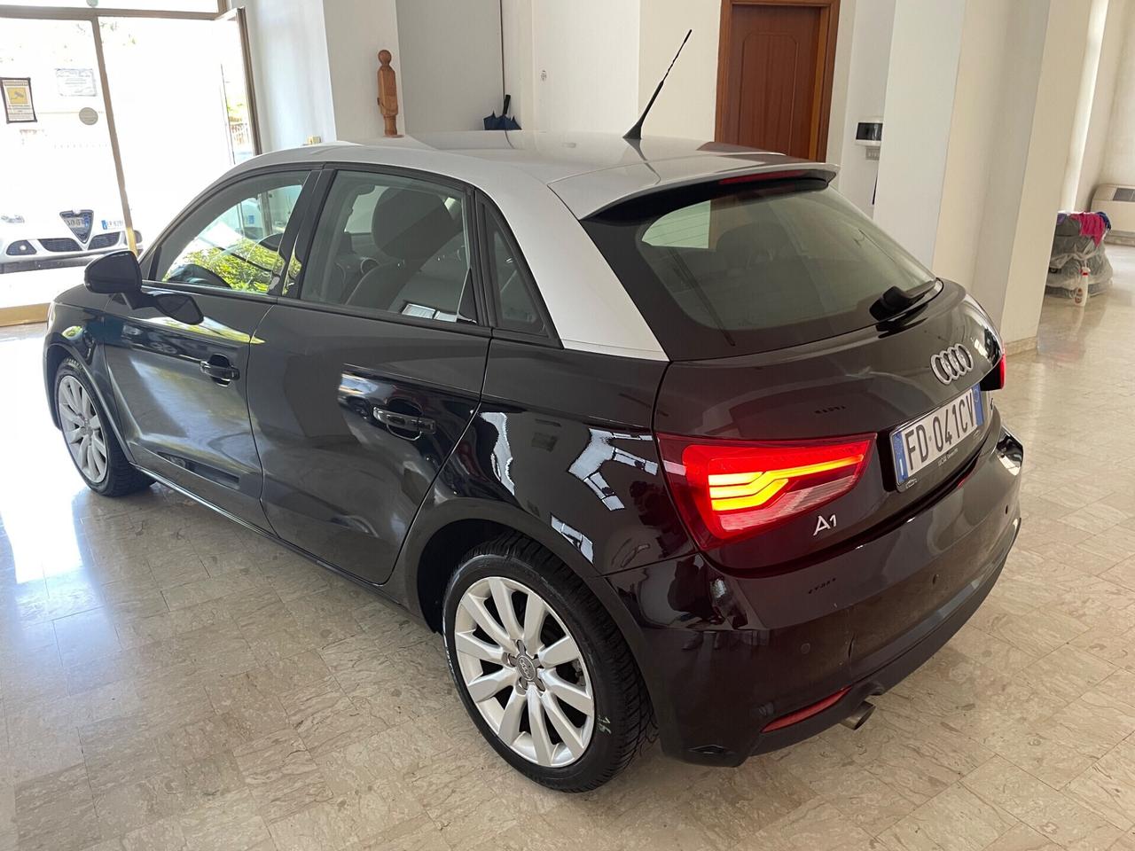 AUDI A1 SPB 1.6 TDI 116 CV S TRONIC "UNICA"