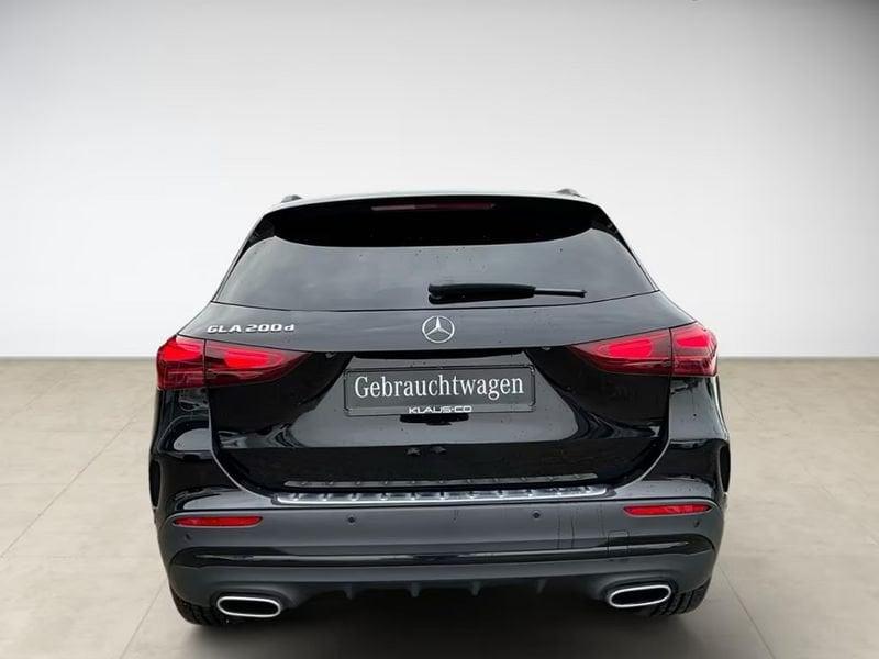 Mercedes-Benz GLA GLA 200 d AMG Line Adv Plus CAMERA LED