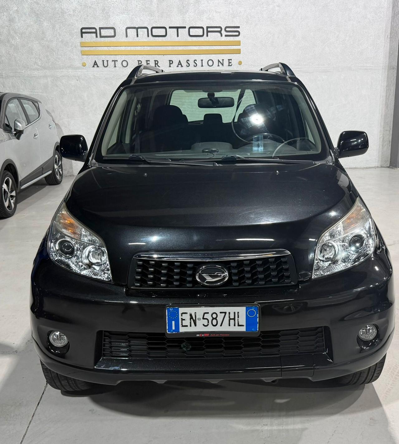Daihatsu Terios Benzina Automatica 4x4 Neopatentati