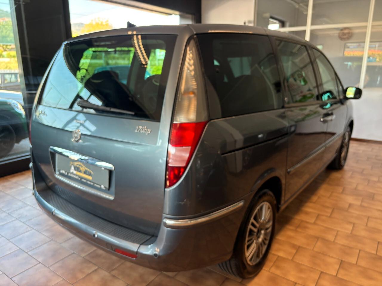 Lancia Phedra 2.0 MJT 136 CV Platino