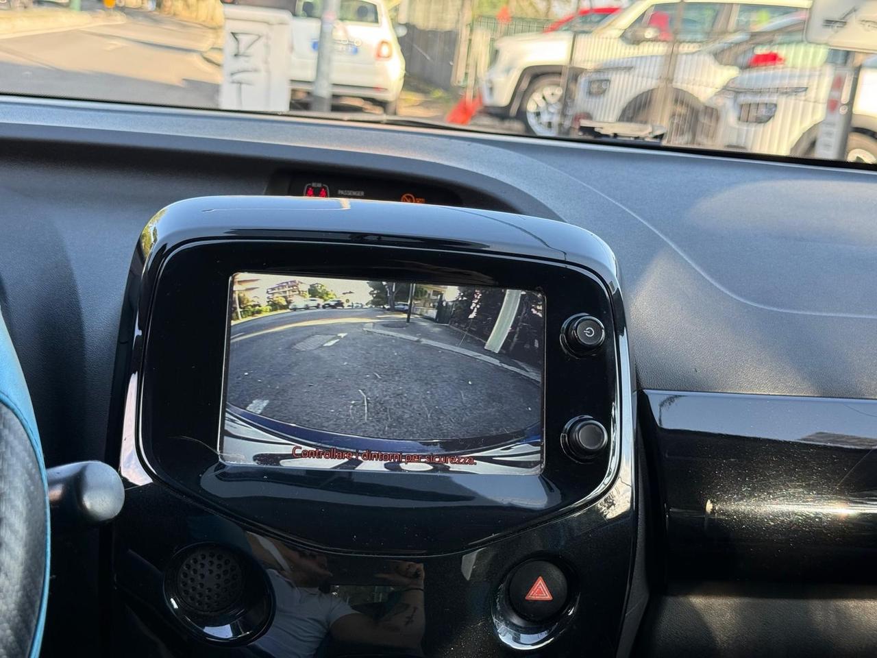 Toyota Aygo 1.0 VVT-i 69 CV 5 porte x-play