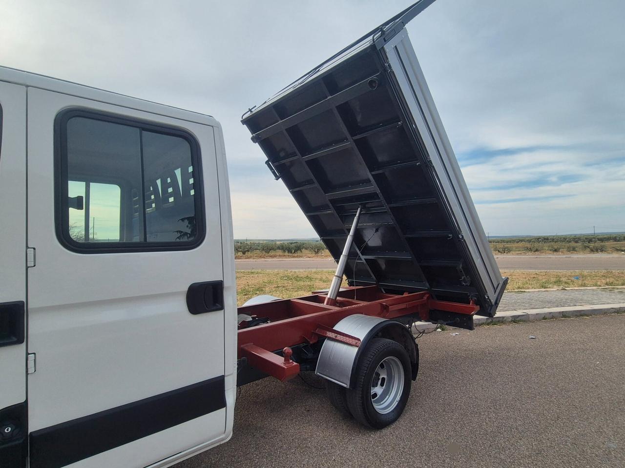 Iveco Daily 35C12 2.3 115cv gemellato ribaltabile trilaterale 08