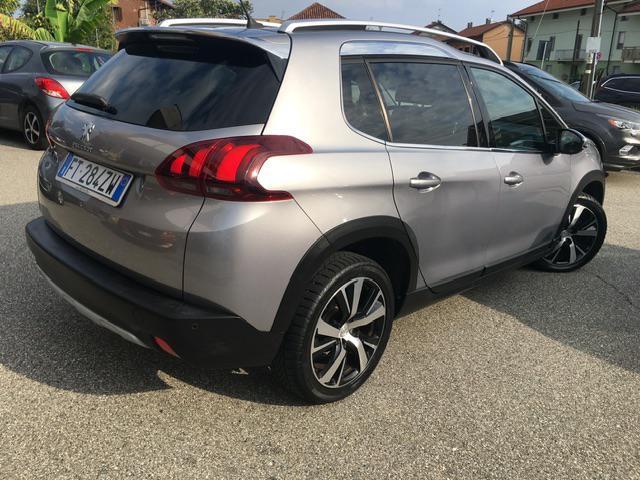 PEUGEOT 2008 1.2 130cv Allure