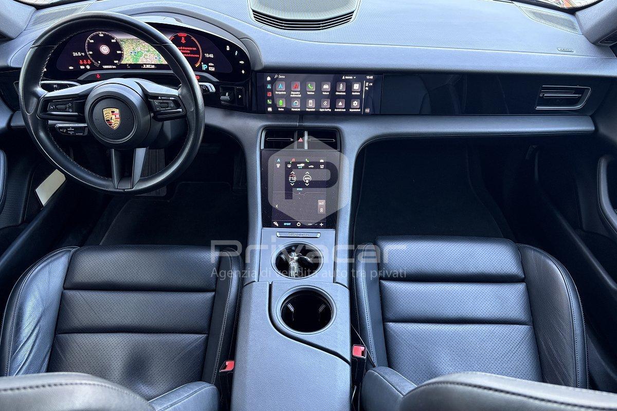 PORSCHE Taycan 4 Cross Turismo