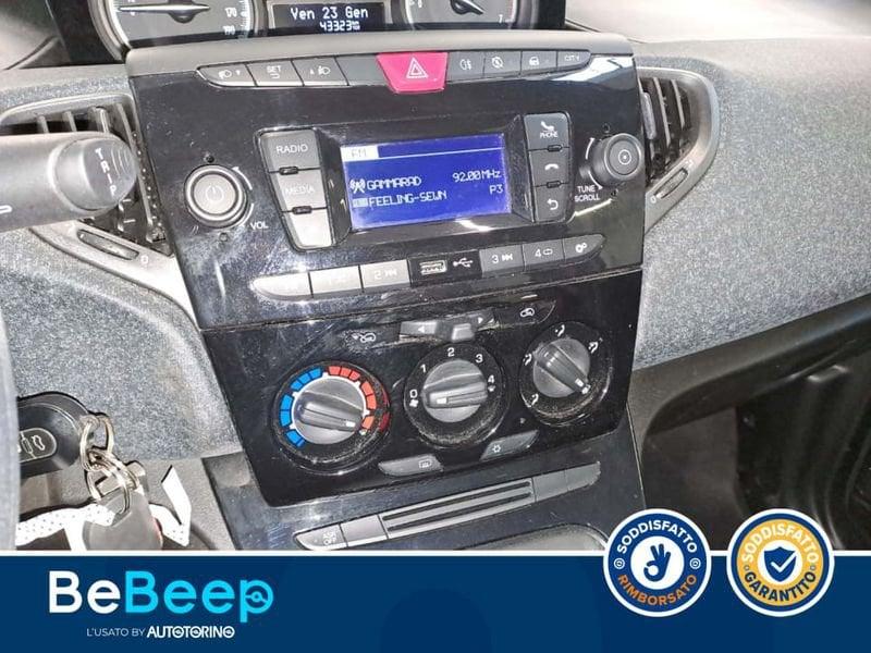 Lancia Ypsilon 1.0 FIREFLY HYBRID SILVER S&S 70CV