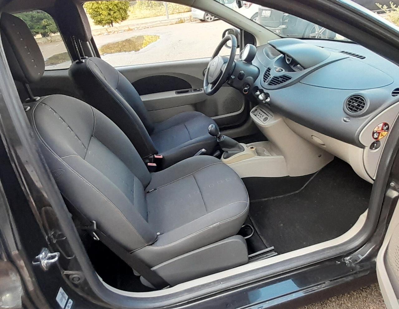 Renault Twingo 1.2 16V Dynamique