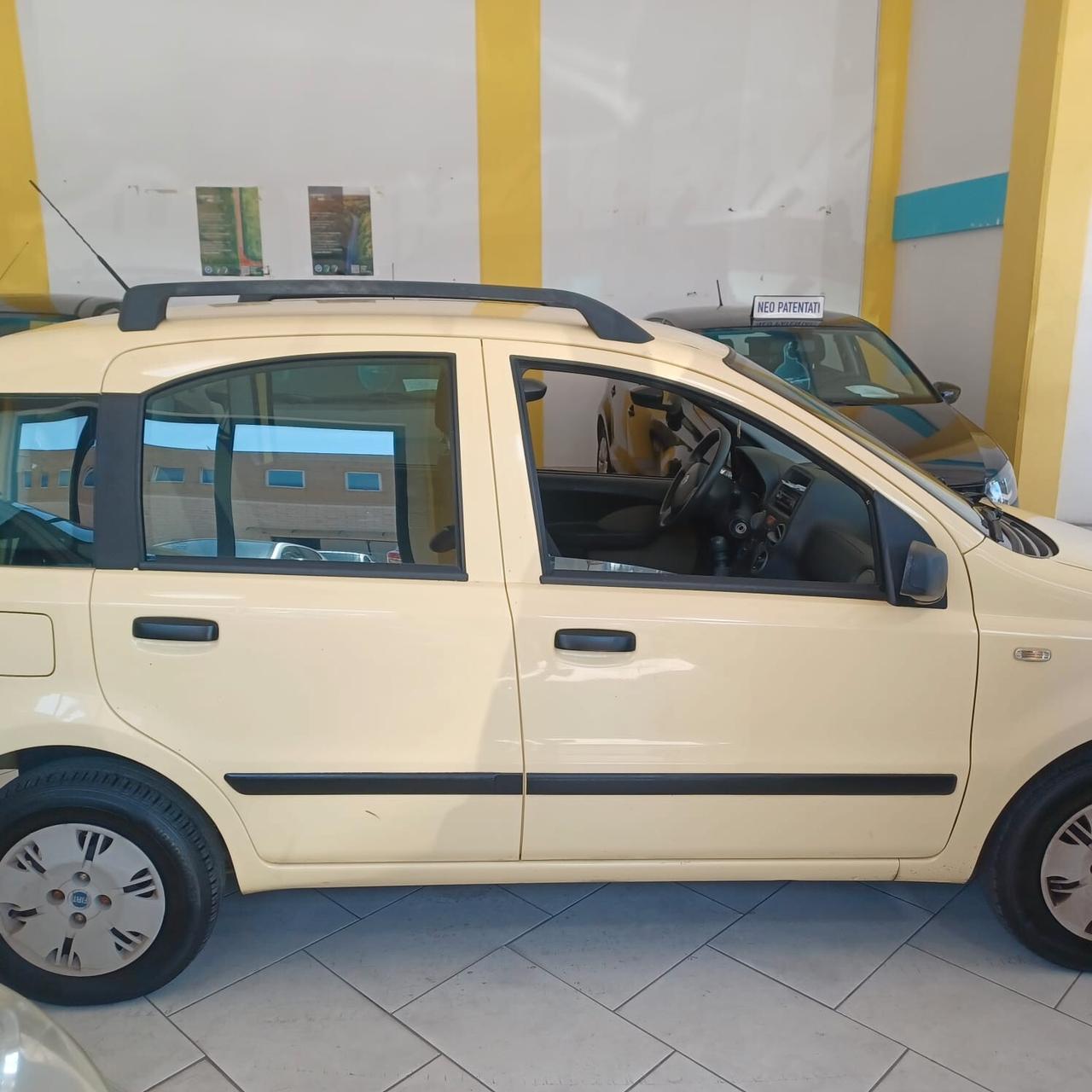 97.478 KM OCCASIONE FIAT PANDA 1.2 NEOPATENTATI