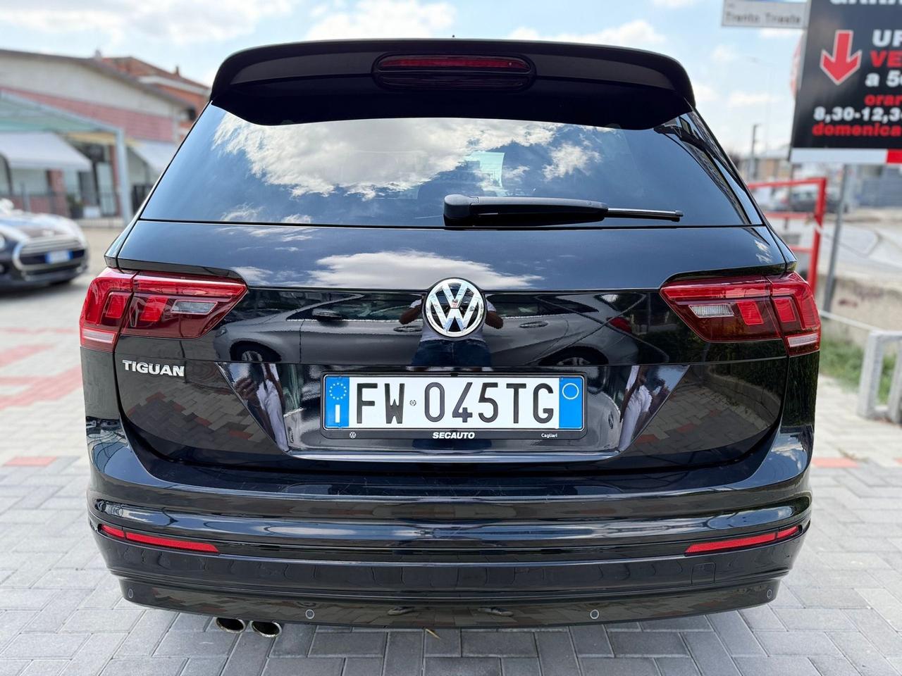 Volkswagen Tiguan 2.0TDI 150CV DSG R-LINE*UNICO PROP