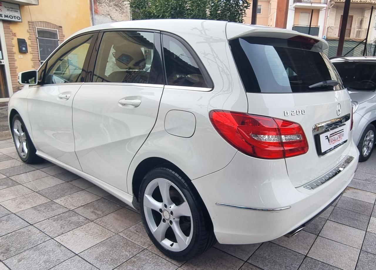 Mercedes-benz B 200 B 220 CDI Automatic Premium