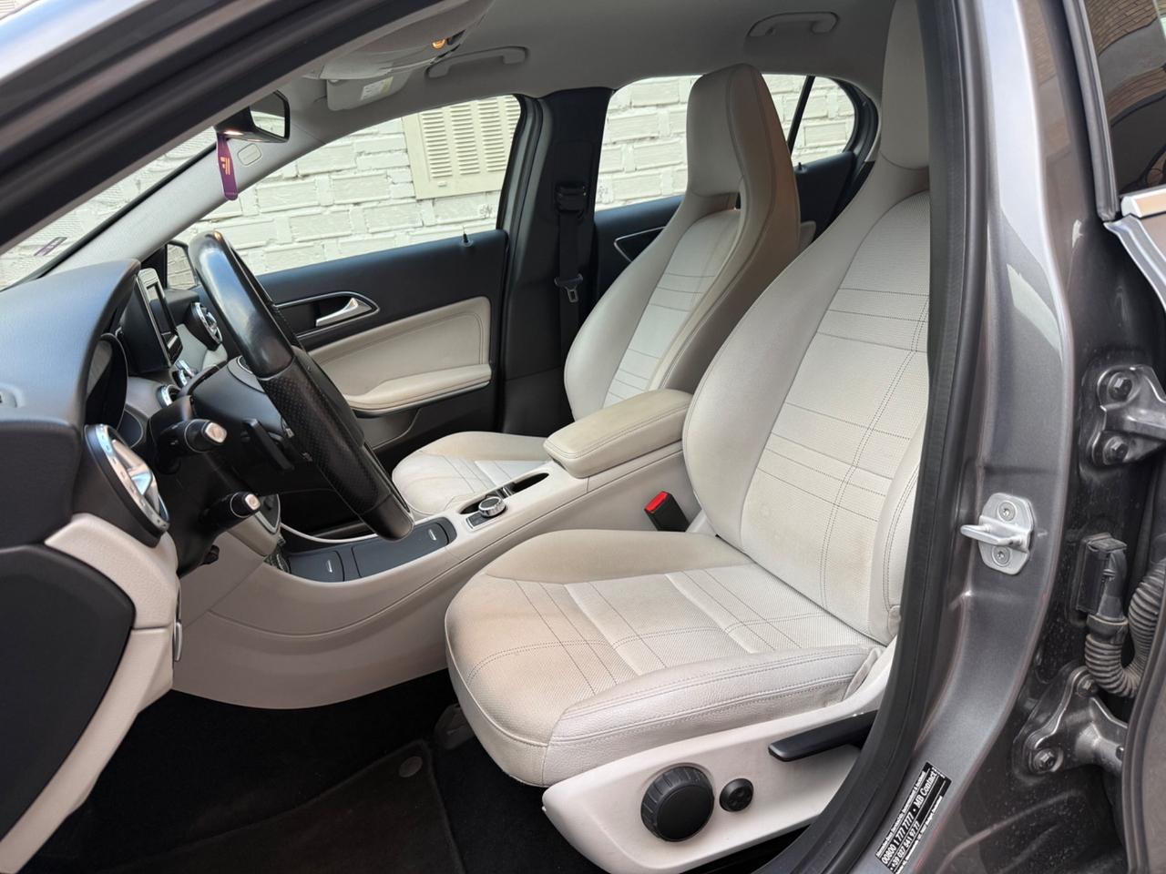 Mercedes-benz GLA 200 GLA 200 CDI Automatic Sport