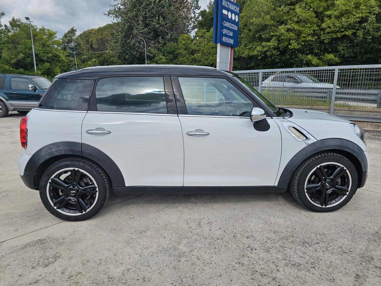 Mini Cooper Countryman 2.0 D Business Automatica