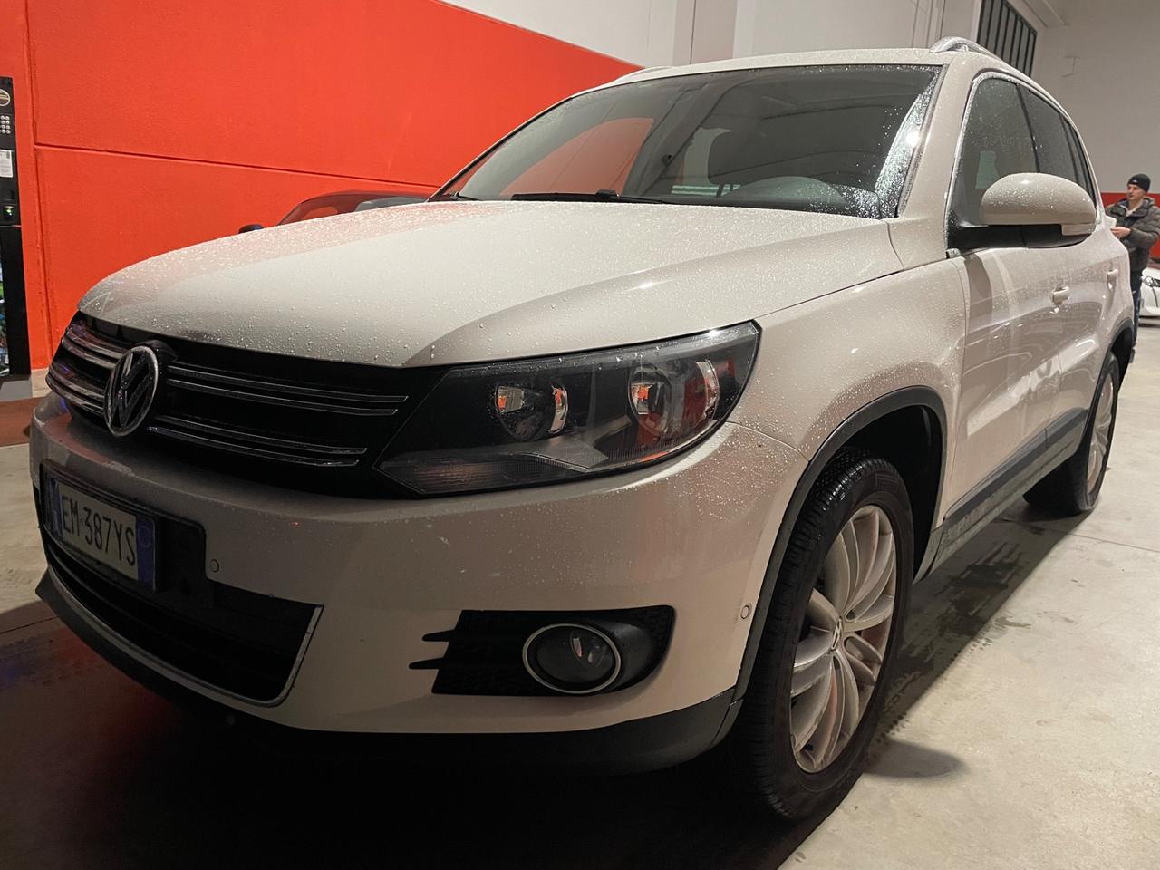 Volkswagen Tiguan 2.0 TDI 140CV 4MOTION*Automatik*Pelle*Tetto*