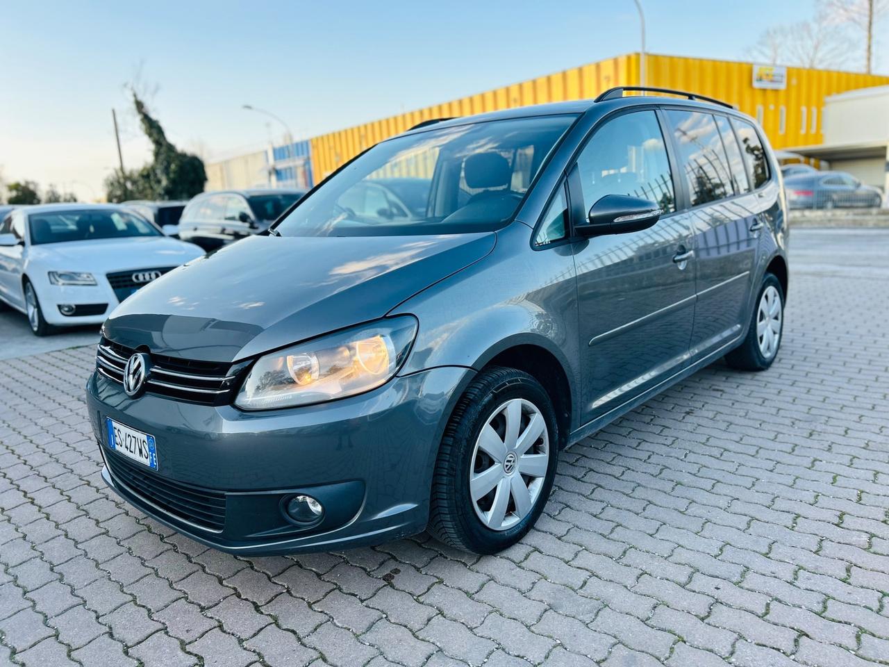 Volkswagen Touran Business 1.4 Highline EcoFuel