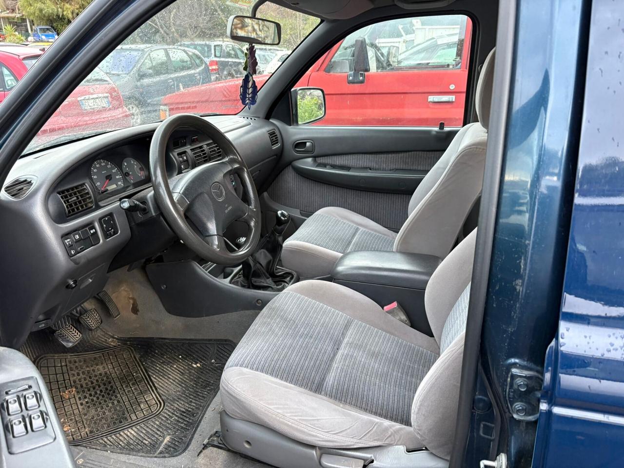 Mazda B 2500 2.5 diesel Stretch-Cab DX Pick-up