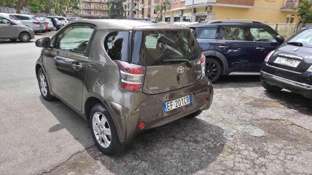 TOYOTA iQ 1.0 Sol