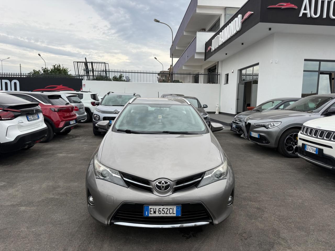 Toyota Auris Touring Sports 1.4 D-4D Lounge