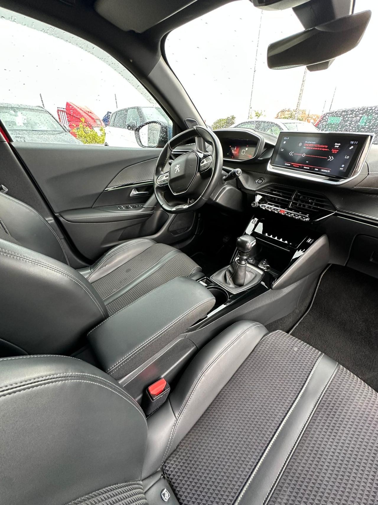 Peugeot 2008 PureTech Turbo 130 S&S GT Line